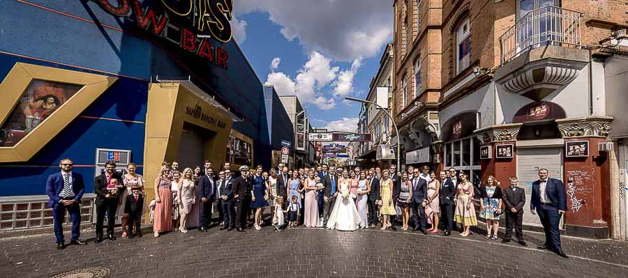 Hochzeitsfotograf in Hamburg Reeperbahn und Blankenese