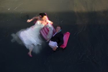 trash-the-dress-37